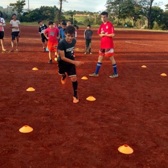 Missão Paraguay – Escolinha de futebol